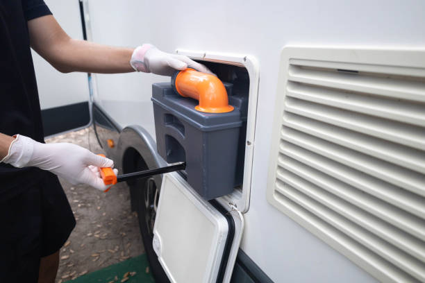 Portable Toilet Options We Offer in Santa Fe Springs, CA